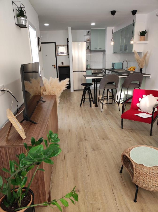 Center Apartment Pia Omis Ngoại thất bức ảnh